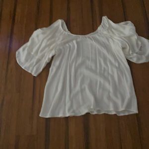 Lost April Woman’s white peasant blouse